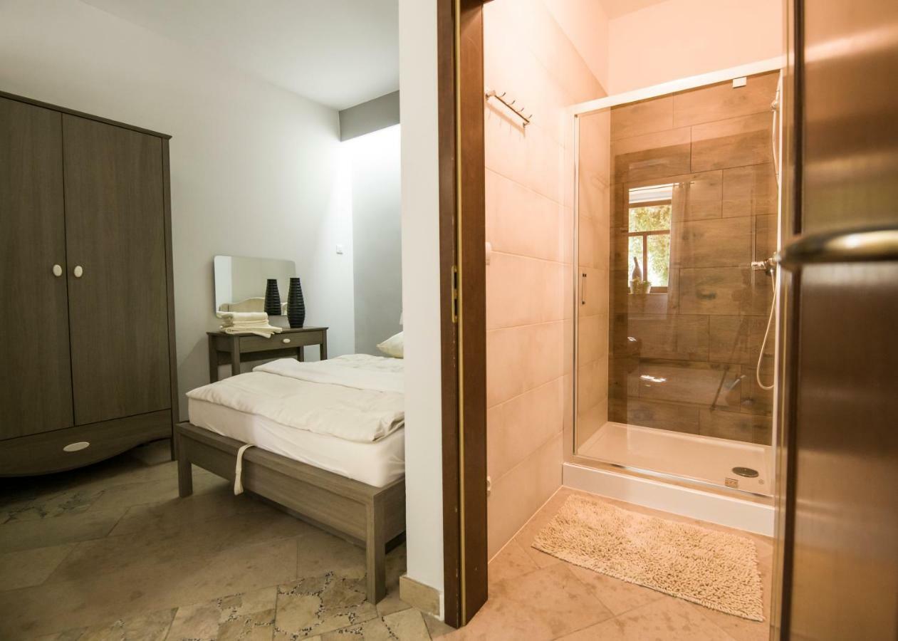 Apartamenty Na Warszawskiej Sieradz Exterior photo